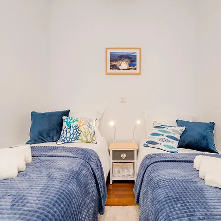 Sun & Palms Apartment *